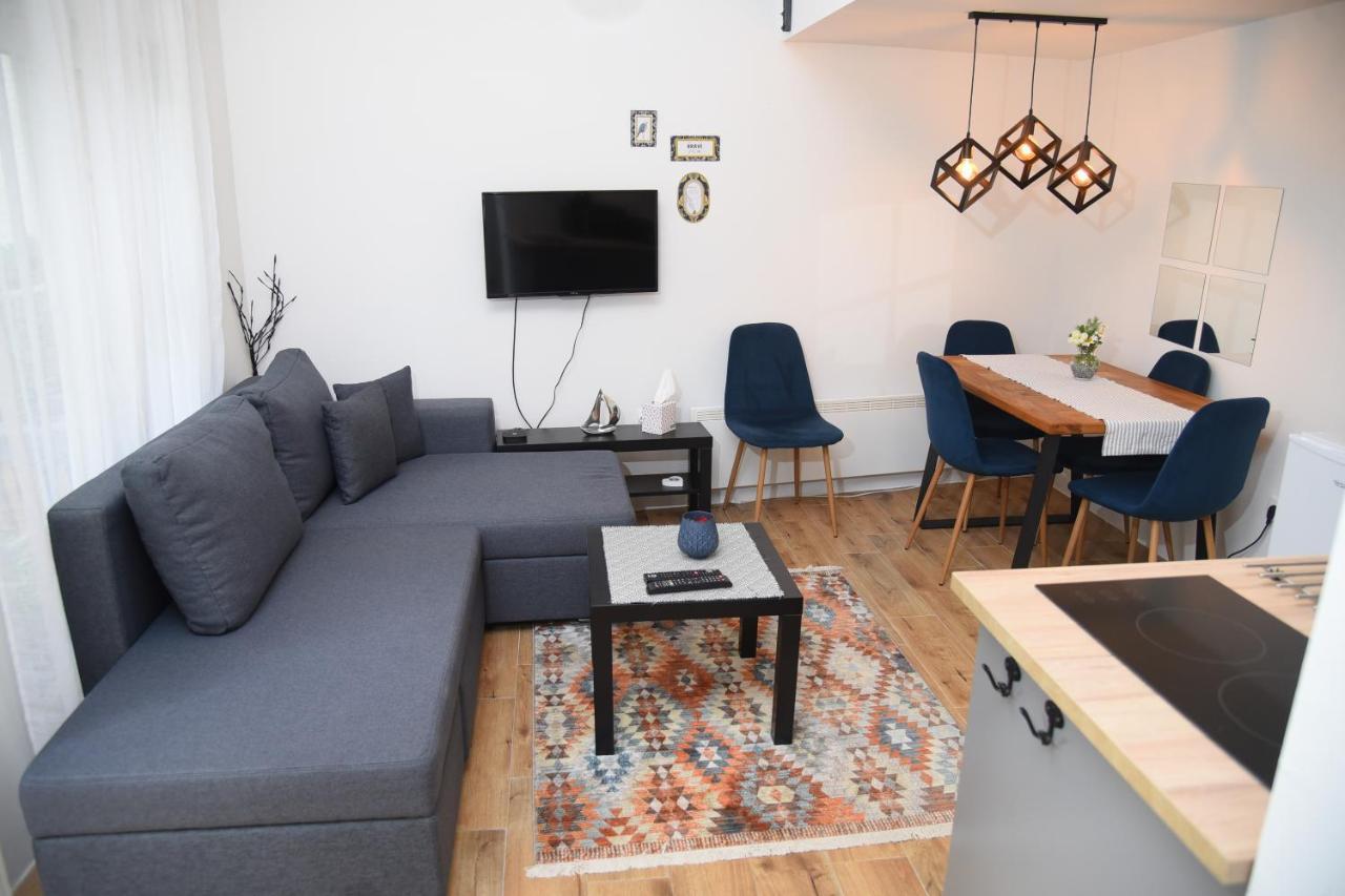 דירות סמדרבו Agape Apartman מראה חיצוני תמונה